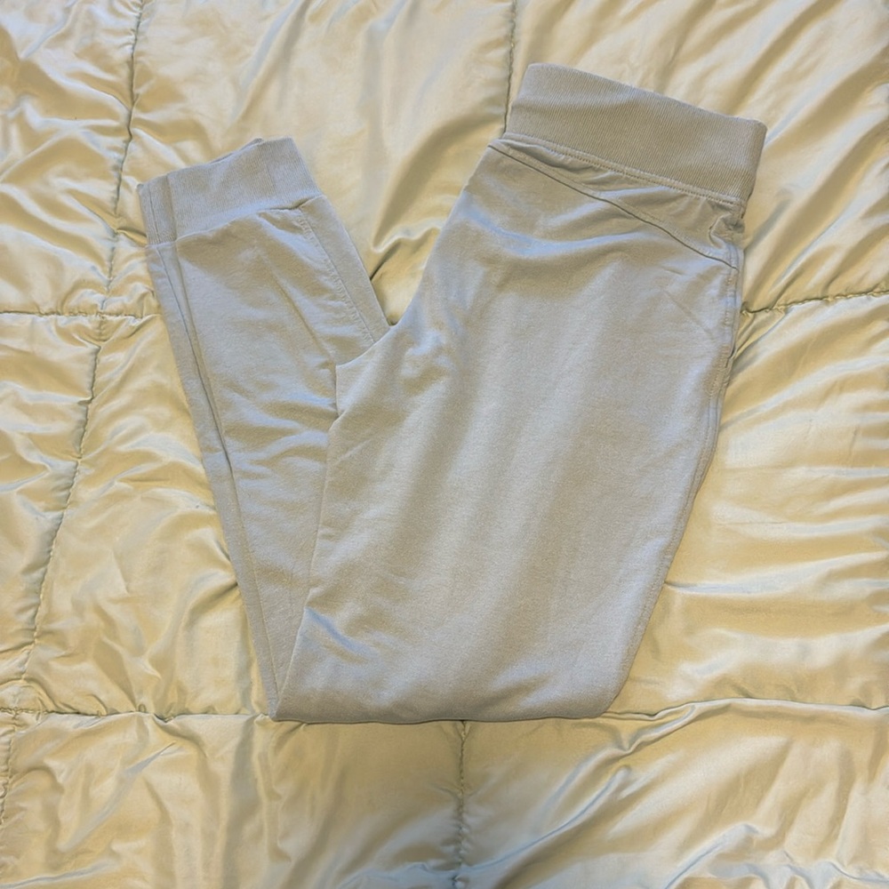 Yogalicous pants size medium